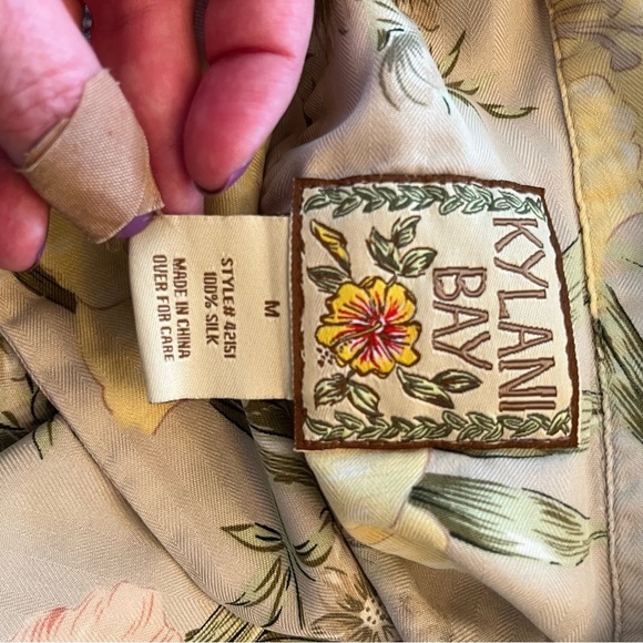 Kylani Bay Silk 2-piece Hawaiian Shirt Button Down & Tank Floral Womens Size M - Picture 7 of 10